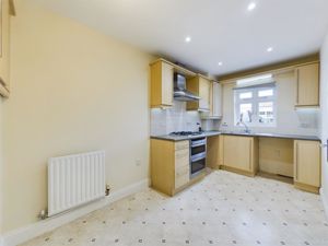 Breakfast area in kitchen- click for photo gallery
